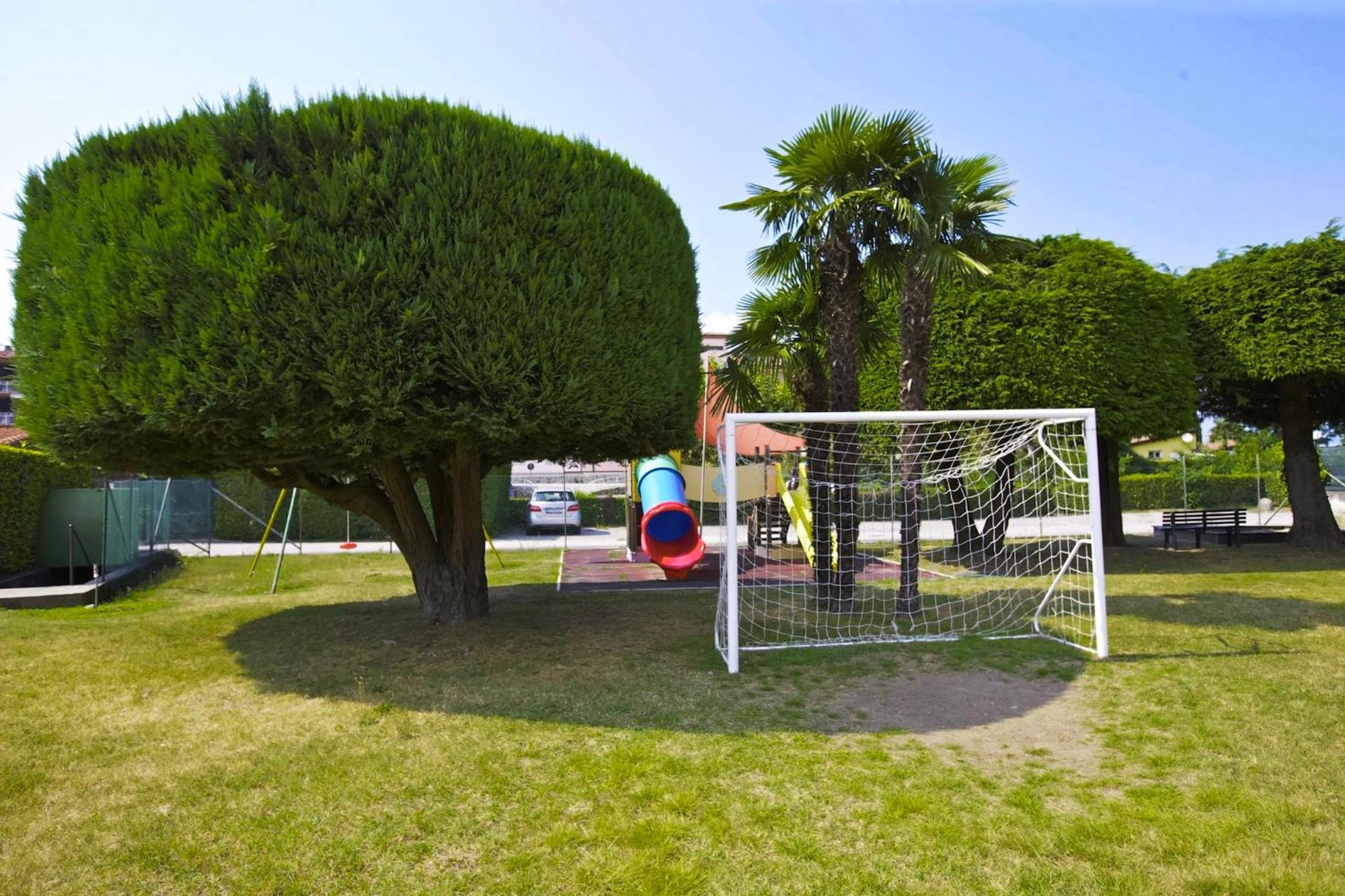 Parco Belmonte: Vista Fantastica Apartment Brezzo Luaran gambar