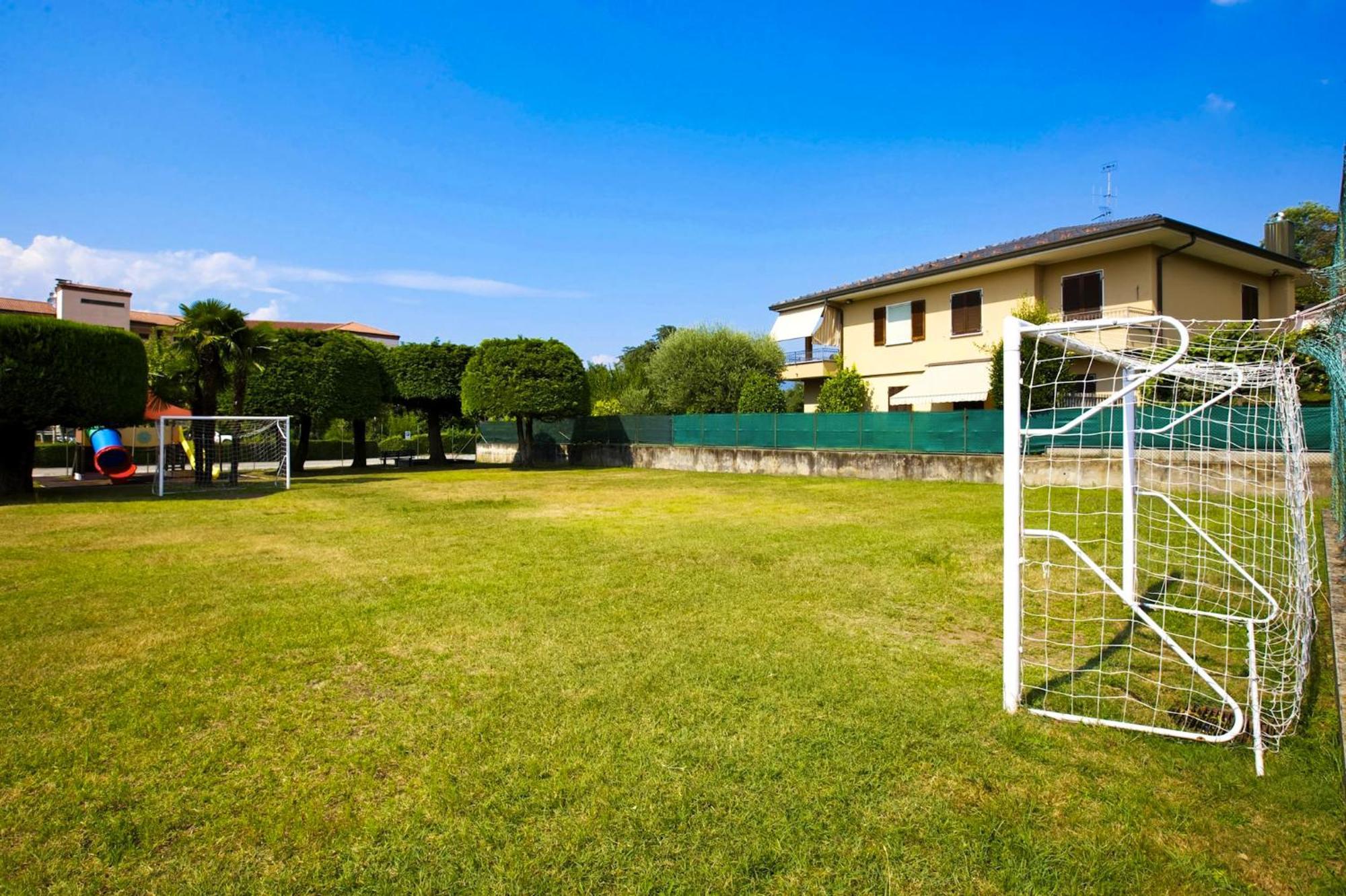 Parco Belmonte: Vista Fantastica Apartment Brezzo Luaran gambar