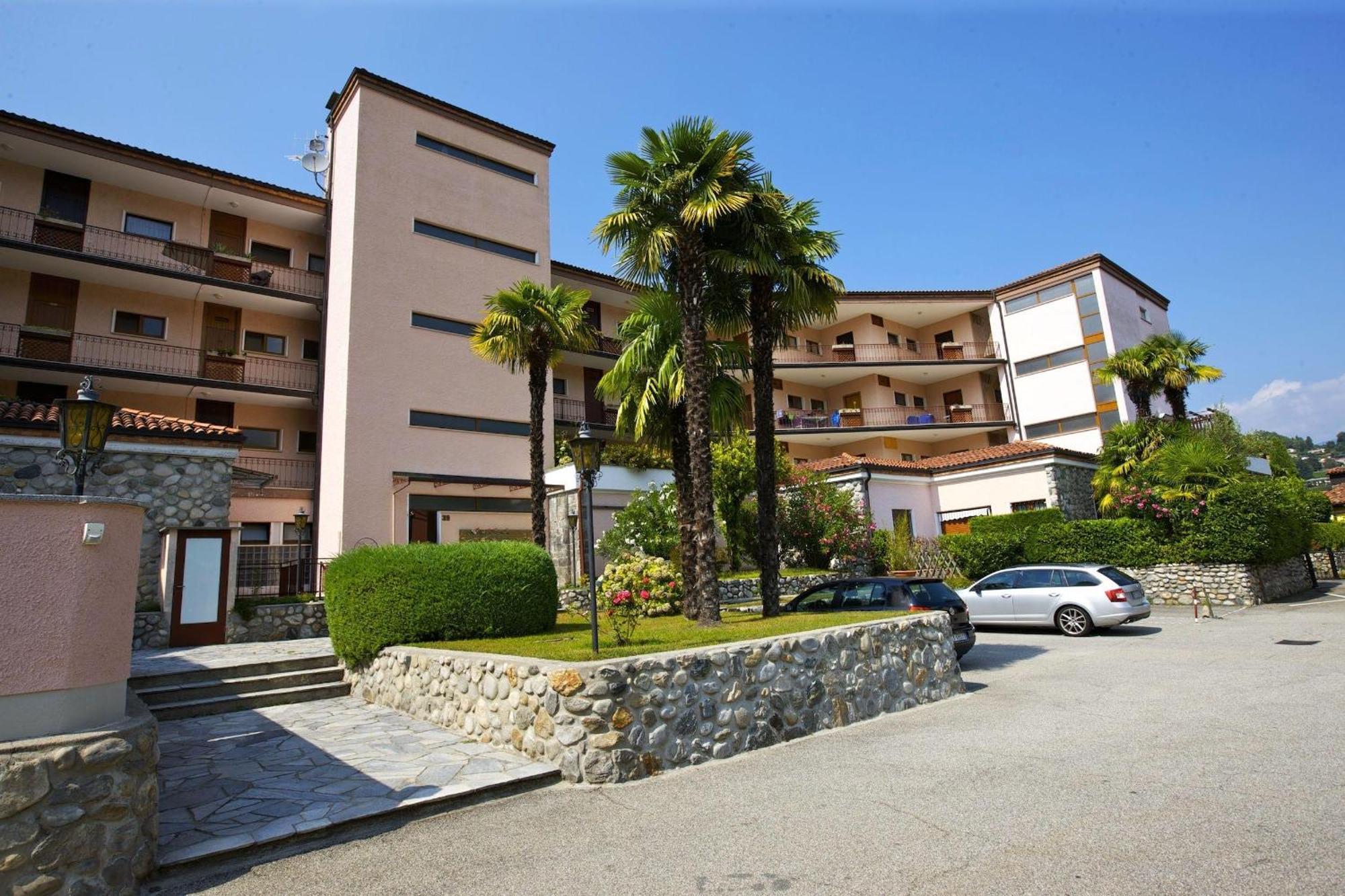 Parco Belmonte: Vista Fantastica Apartment Brezzo Luaran gambar